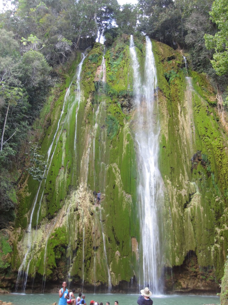 El Limon Waterfall