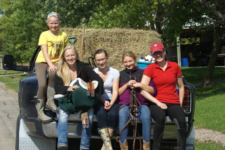 10682330_840222462696513_568659484545436915_o