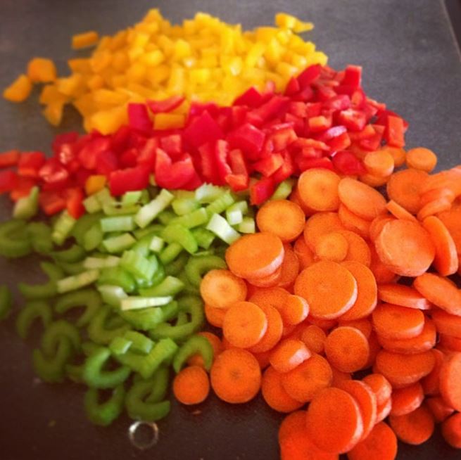 An old photo from a past batch of chili. I just love those colors!